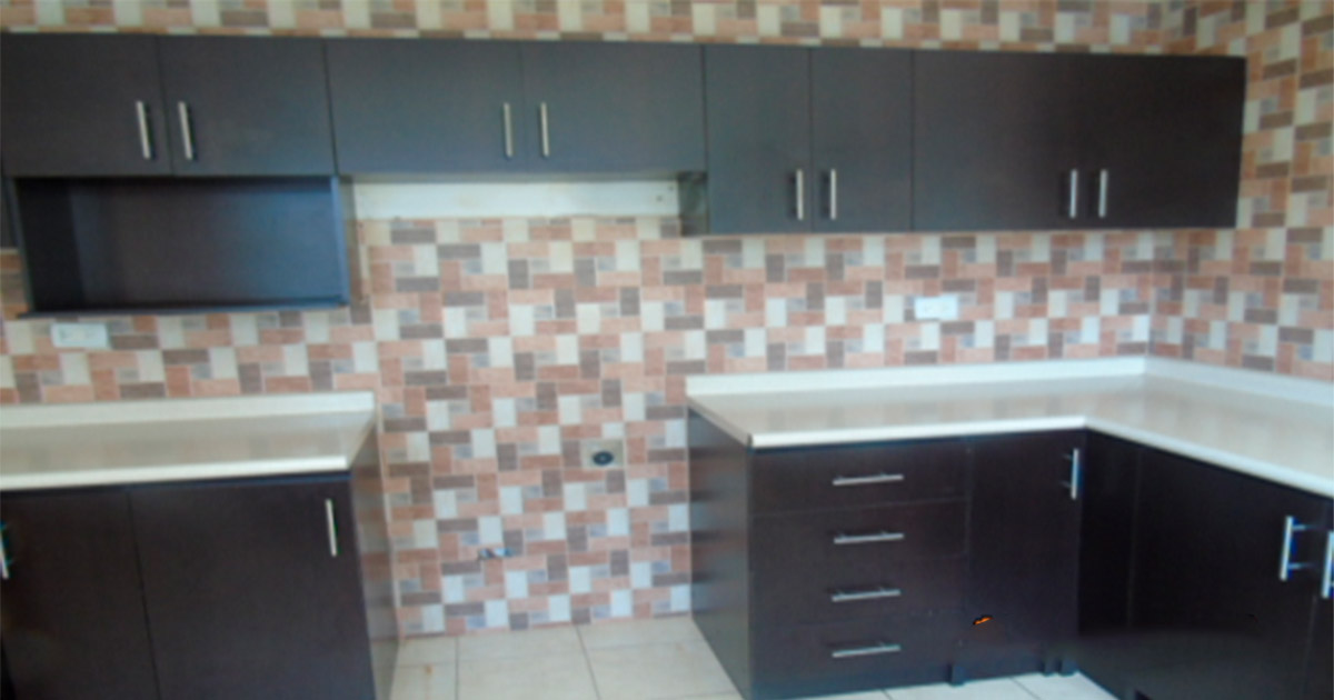Venta de Casa o Casas, Terrenos, Propiedades, Apartamentos, Inmuebles en Guatemala, zona 11, zona 7, zona 2, zona 18, zona 16, Mixco, Carretera Al Salvador, Fraijanes, Santa Catarina Pinula, Antigua Guatemala, Villa Nueva, Villa Canales, San Miguel Petapa - Venta o Alquiler de Casas En Guatemala