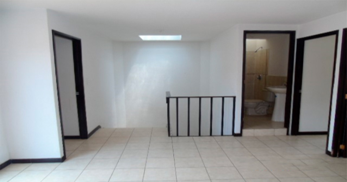 Venta de Casa o Casas, Terrenos, Propiedades, Apartamentos, Inmuebles en Guatemala, zona 11, zona 7, zona 2, zona 18, zona 16, Mixco, Carretera Al Salvador, Fraijanes, Santa Catarina Pinula, Antigua Guatemala, Villa Nueva, Villa Canales, San Miguel Petapa - Venta o Alquiler de Casas En Guatemala